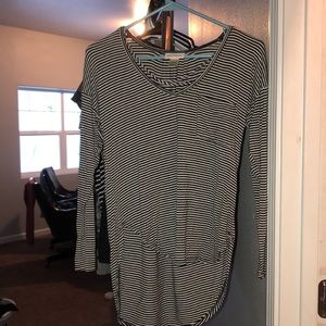 stripped/high low/ cross chest long sleeve